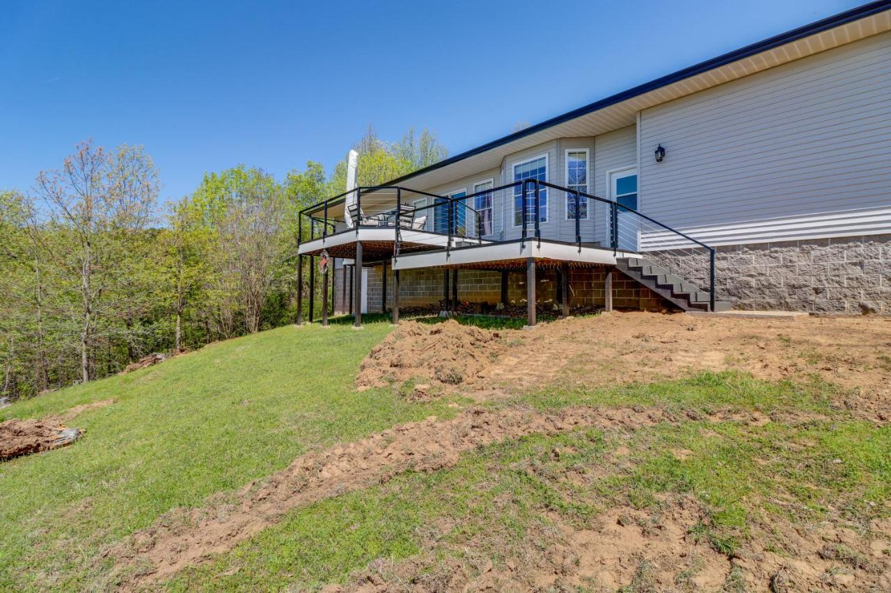 Charming Edgemont Home With Deck And Lake Views! Fairfield Bay Exteriér fotografie