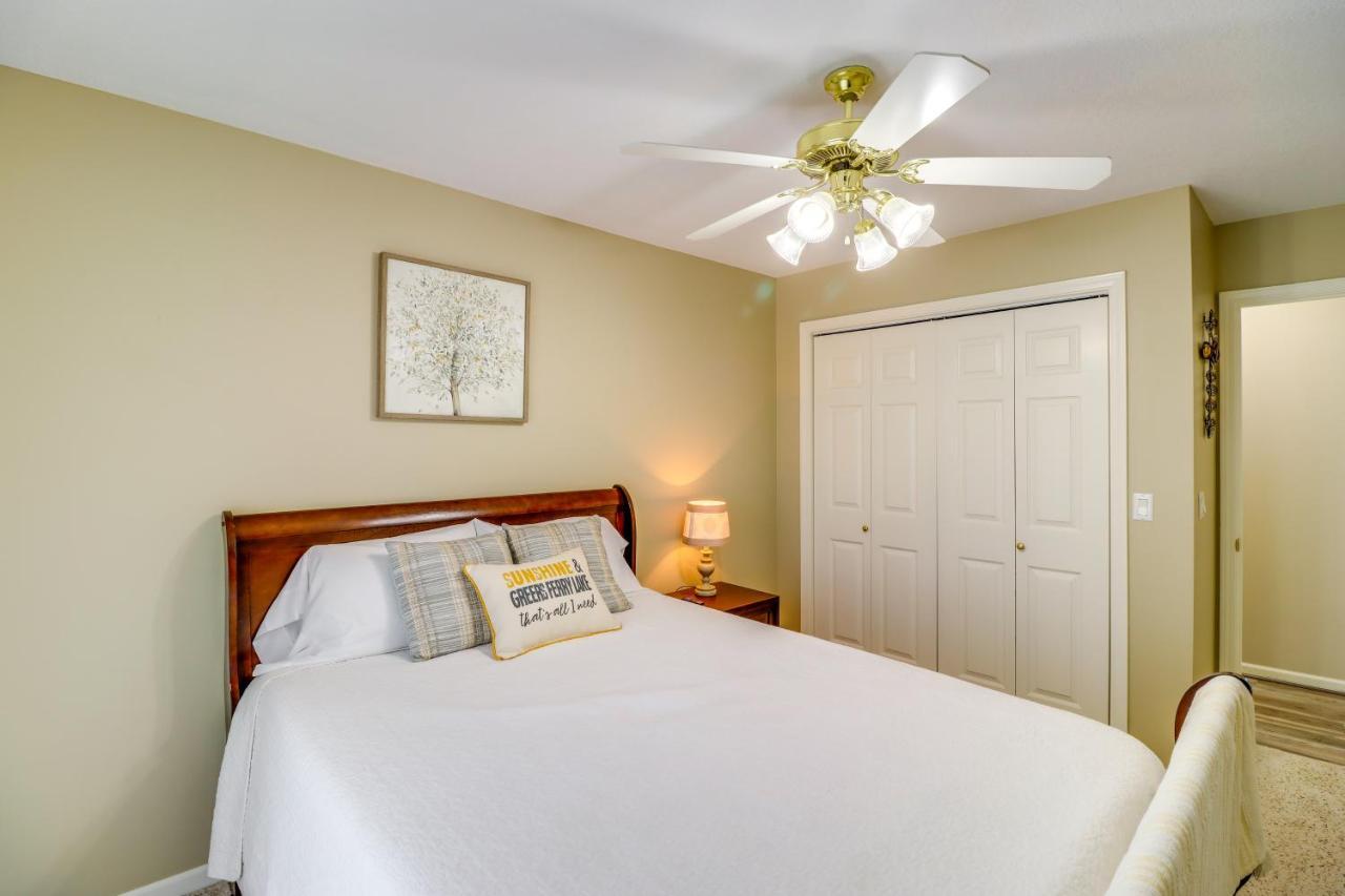 Charming Edgemont Home With Deck And Lake Views! Fairfield Bay Exteriér fotografie
